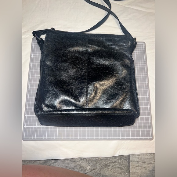 Hobo The Original Black Leather Crossbody Bag - Picture 3 of 7